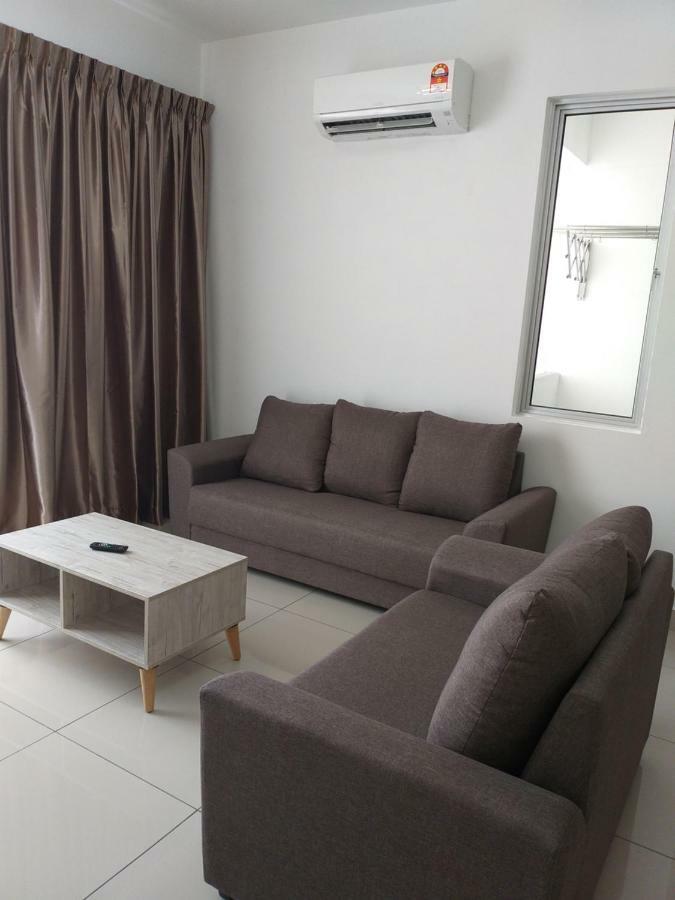 Aliff Avenue 2 Bedroom Homestay Джохор Бахру Екстериор снимка
